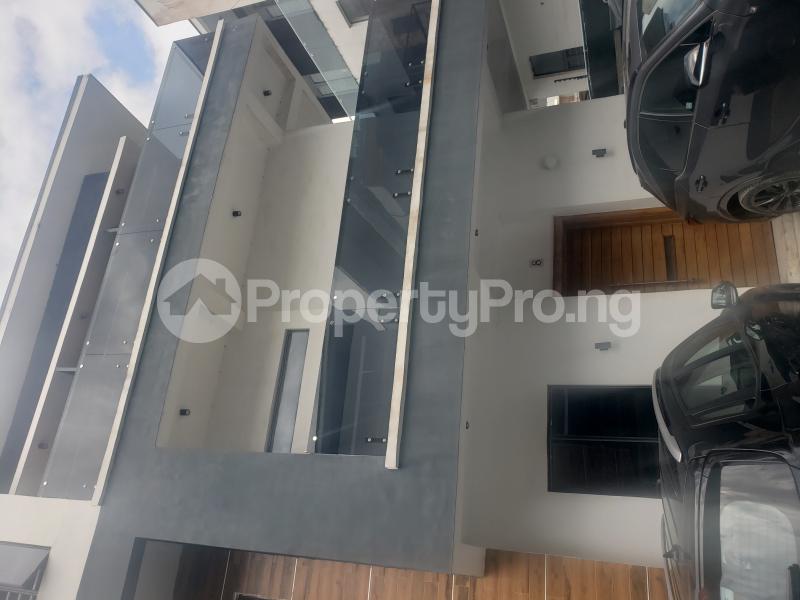5 bedroom House for rent Ikate Lekki Lagos