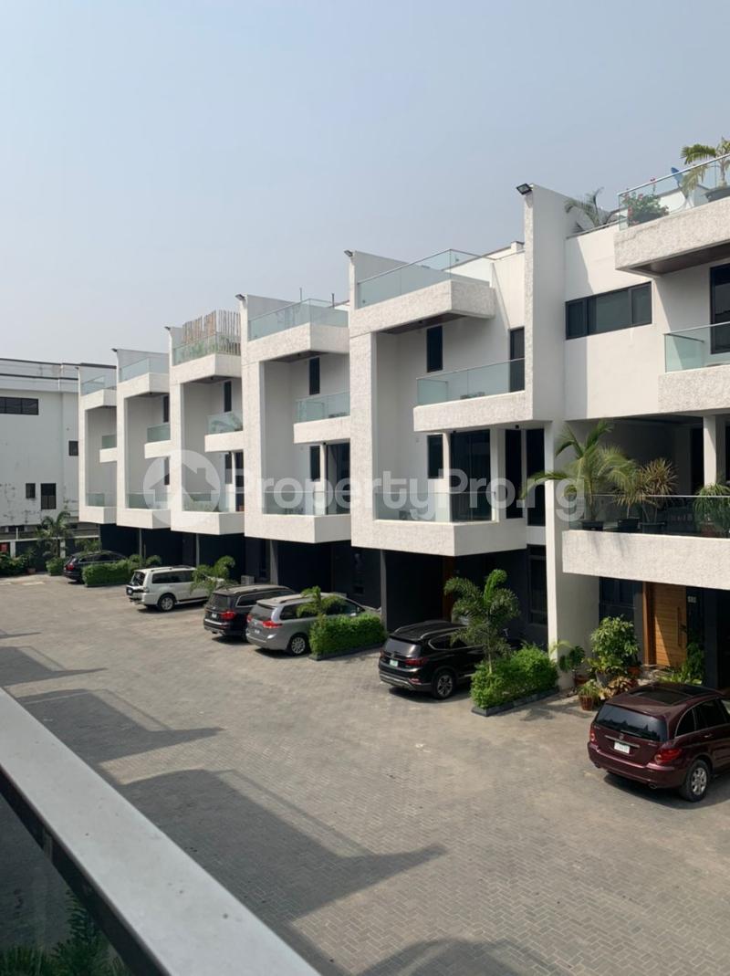 5 bedroom House for rent Victoria Island Lagos