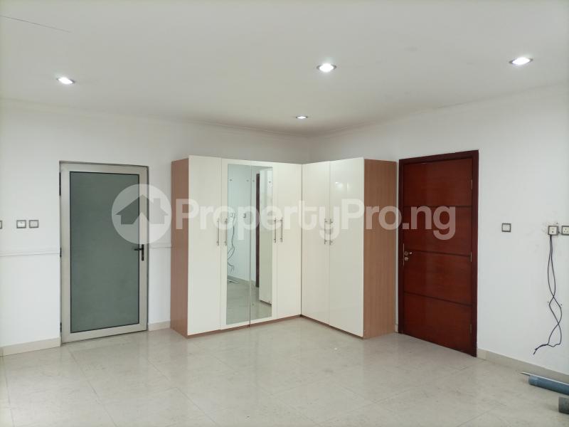 3 bedroom Flat / Apartment for sale Mojisola Onikoyi Street Mojisola Onikoyi Estate Ikoyi Lagos