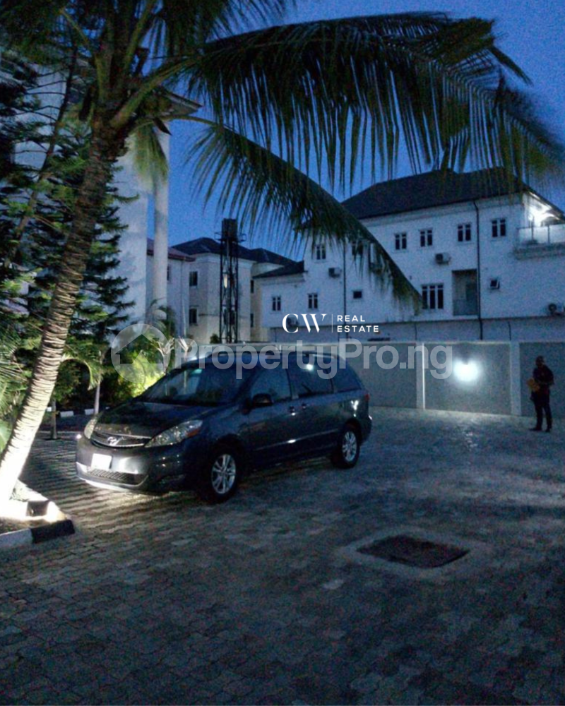 Commercial Property for sale Lekki Phase 1 Lekki Lagos