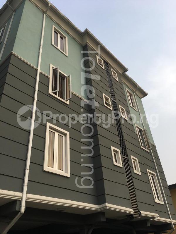 3 bedroom House for sale Ajose Street Mende Maryland Lagos