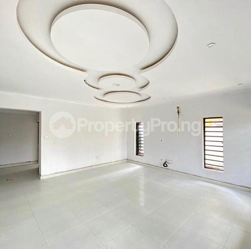 2 bedroom Flat / Apartment for rent Ologolo Lekki Lagos