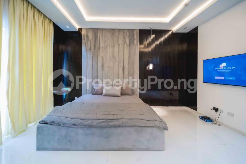 4 bedroom House for rent Along Pinnock Beach Estate Road Jakande Bustop Osapa london Lekki Lagos