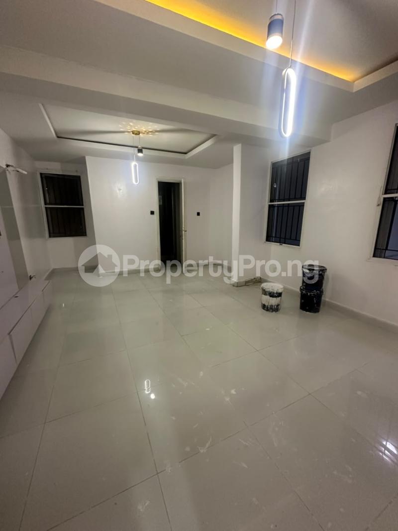 Flat / Apartment for rent Off Admiralty Way Lekki Phase 1 Lekki Lagos