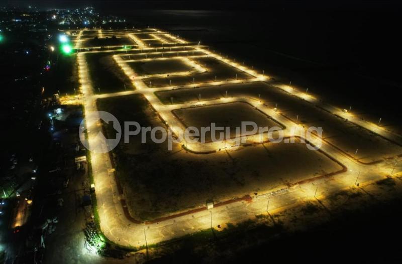 Land for sale Jakande Roundabout Right Lekki Lagos