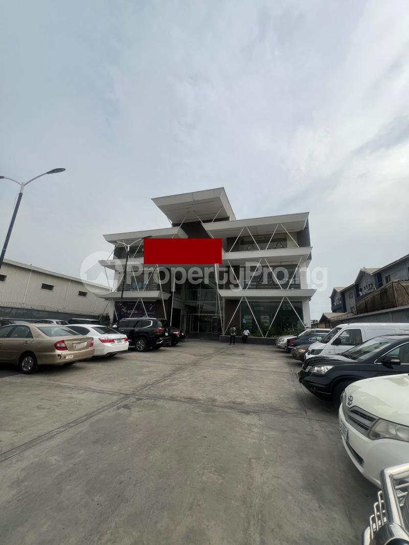 Commercial Property for rent Lekki Phase 1 Lekki Lagos