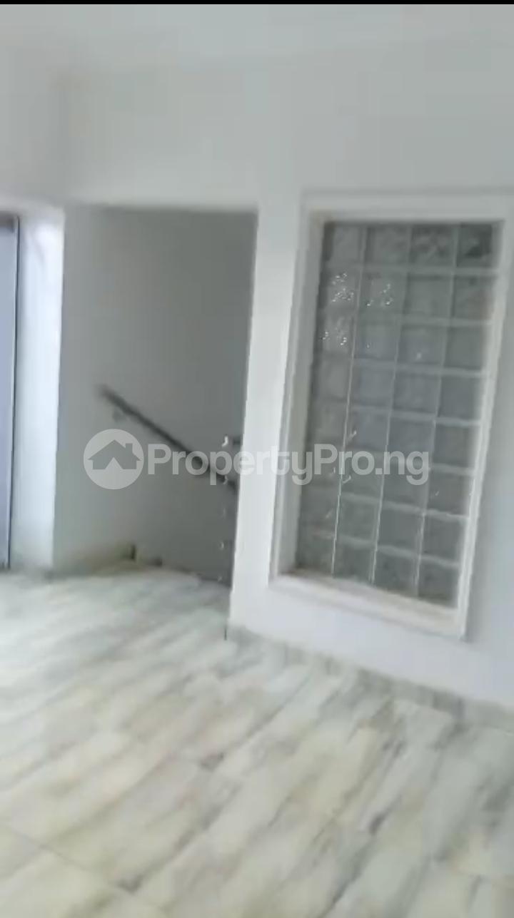 Commercial Property for rent Lekki Phase 1, Lekki Lagos