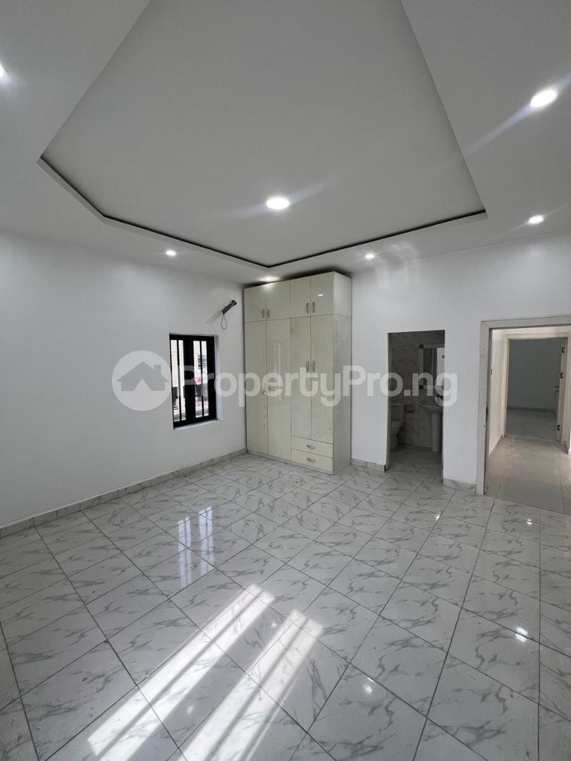 2 bedroom House for rent Ilasan Lekki Lagos