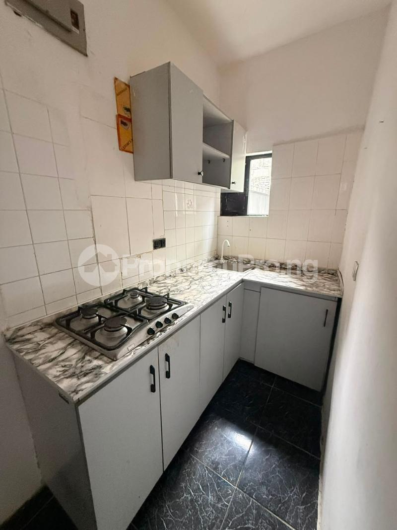 Flat / Apartment for rent Off Admiralty Way Lekki Phase 1 Lekki Lagos