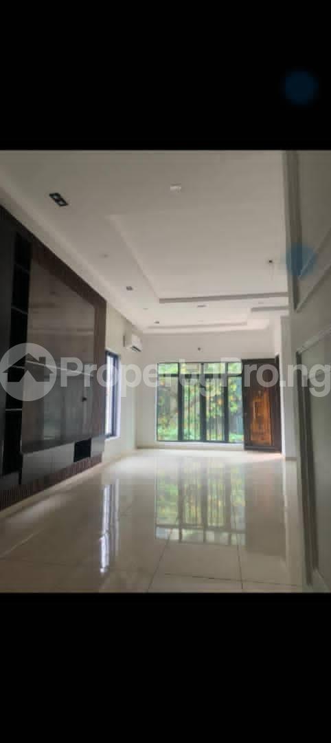 Flat / Apartment for rent Adeola Odeku Victoria Island Lagos