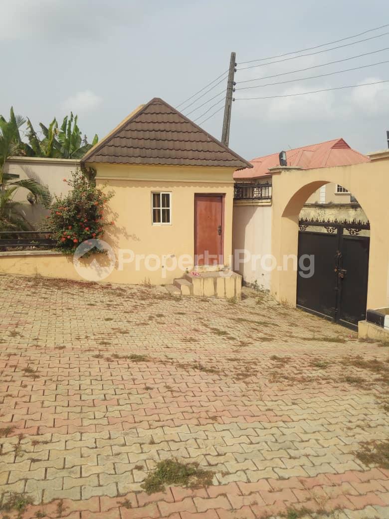 7 Bedroom House in Alalubosa Ibadan Oyo House for sale in ibadan