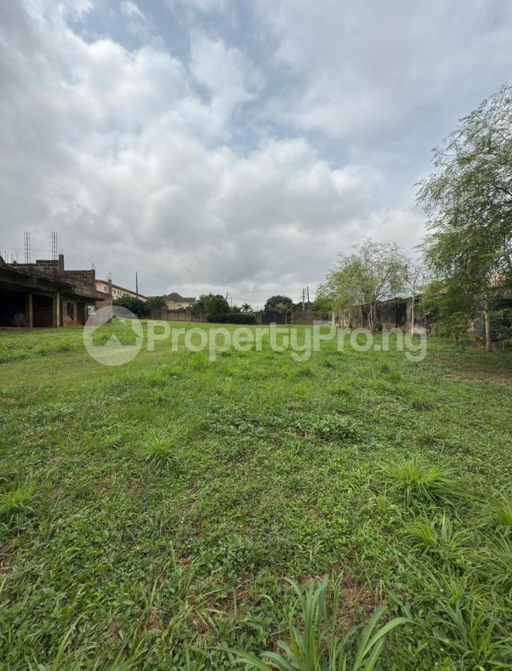 Land for sale Alalubosa Gra Ibadan Oyo