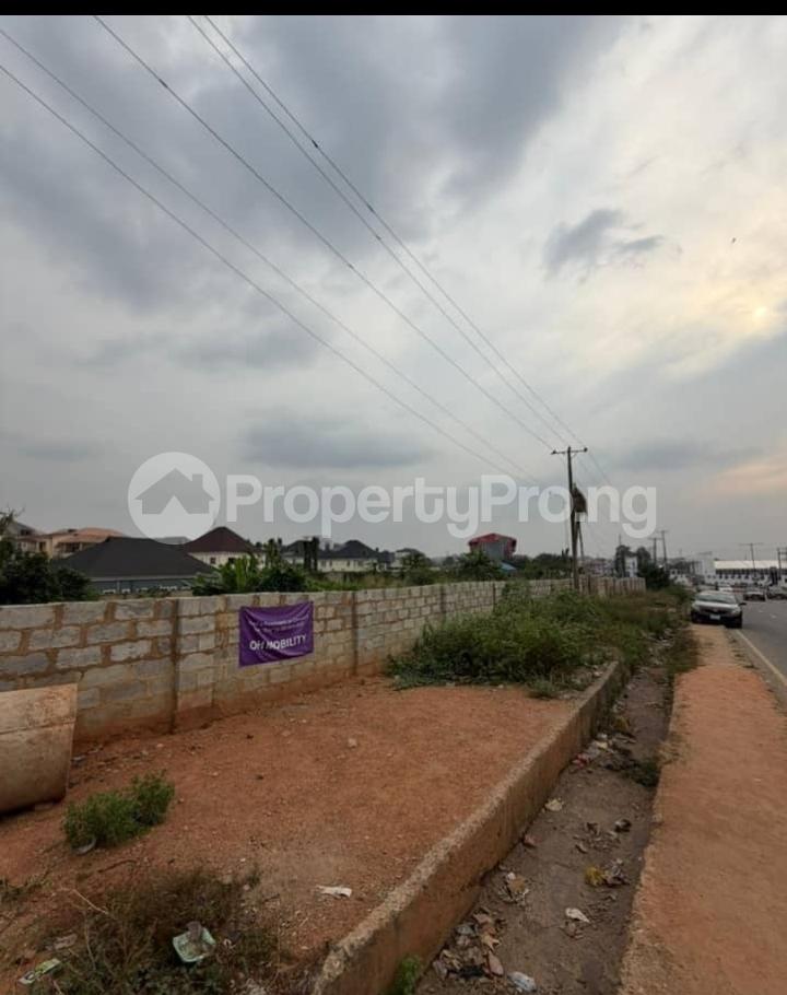 Land for sale Samonda U.i Road Samonda Ibadan Oyo