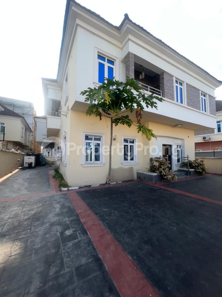 1 bedroom Flat / Apartment for rent chevron Lekki Lagos