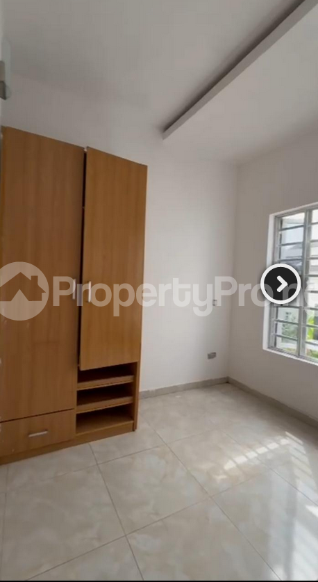 Flat / Apartment for rent Osapa london Lekki Lagos