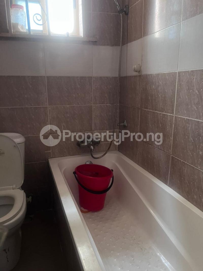 3 bedroom Flat / Apartment for rent Osapa london Lekki Lagos