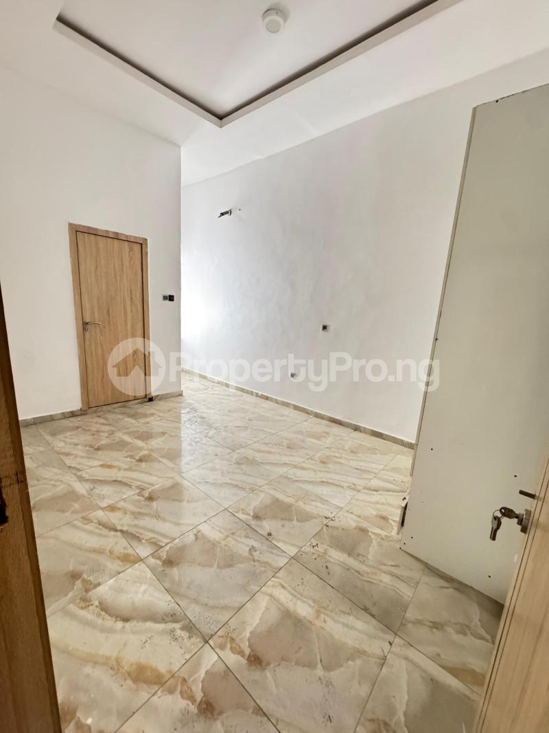 1 bedroom Flat / Apartment for rent Ikota G.r.a Ikota Lekki Lagos