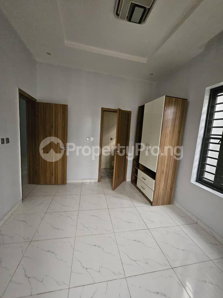Flat / Apartment for sale Tatiana Court ,ikota Villa Lekki Lagos