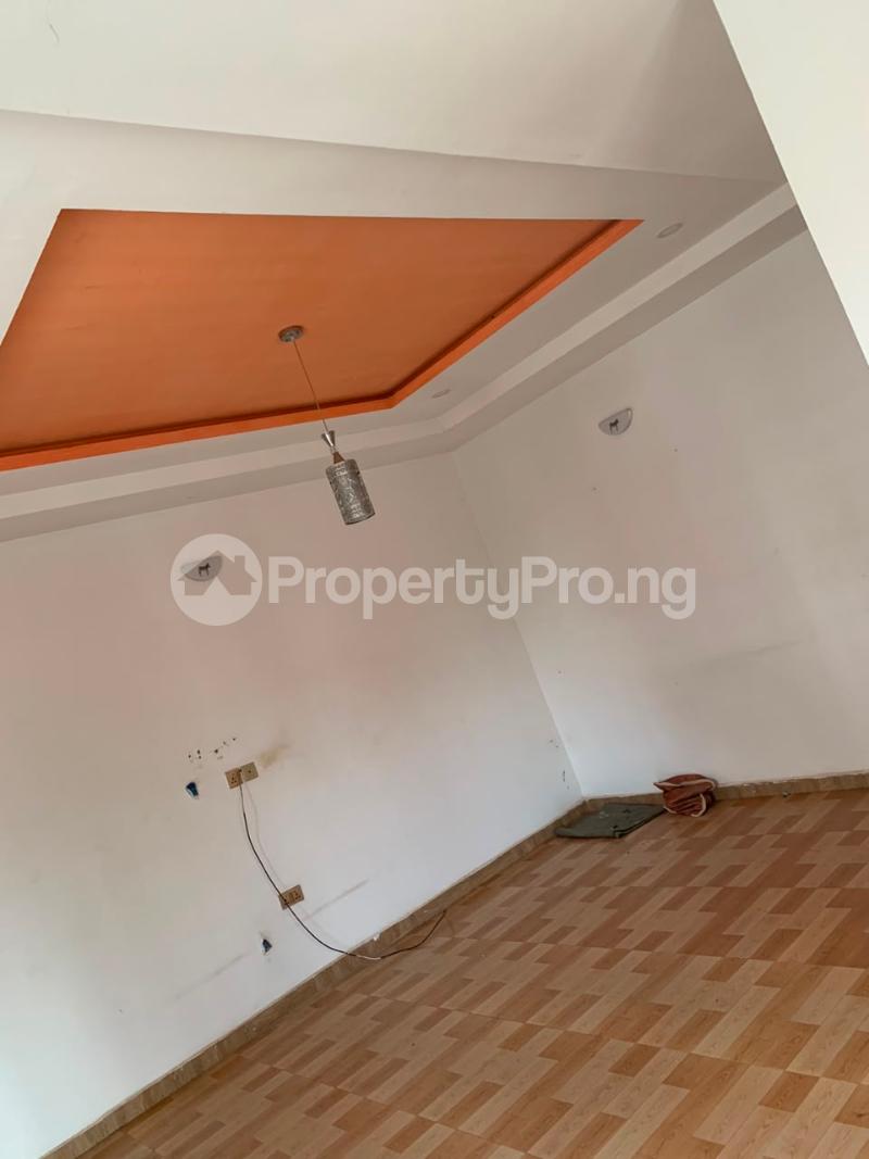 2 bedroom House for rent Along Von Garden Estate Road Lugbe Abuja