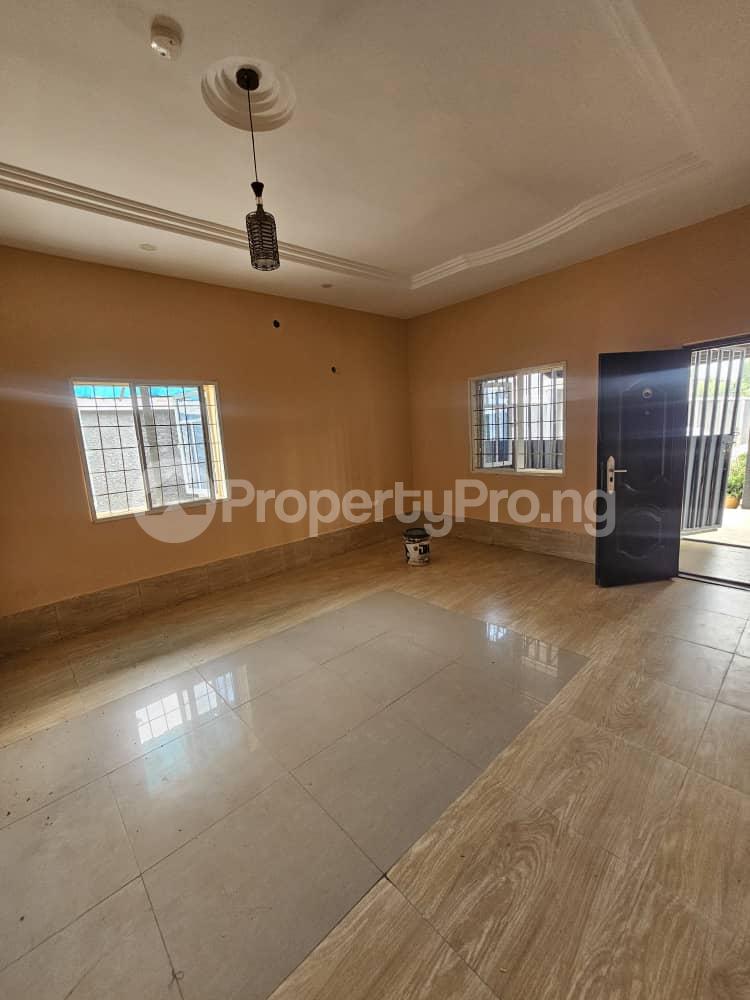 2 bedroom House for rent Beside Dunamis Glory Dome Church Lugbe Abuja