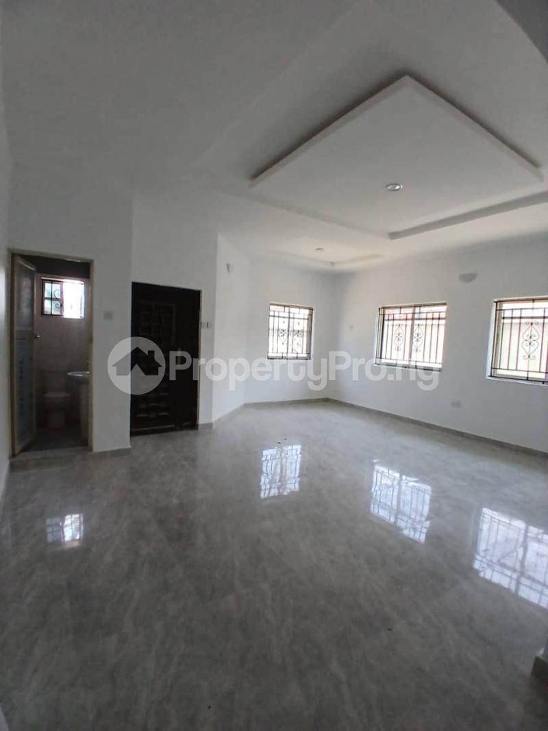 2 bedroom Flat / Apartment for rent Awoyaya Ajah Lagos - 10