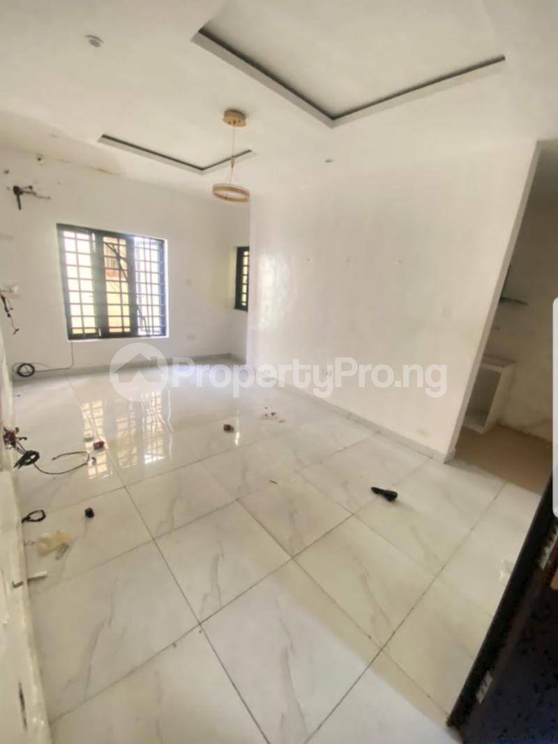 2 bedroom House for rent Ologolo Lekki Lagos