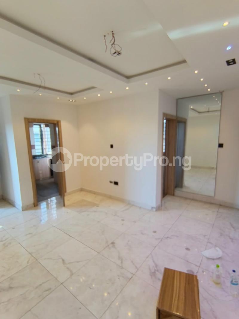2 bedroom Flat / Apartment for rent Ologolo Lekki Lagos