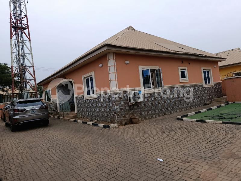 3 bedroom House for sale Along Von Garden Estate Road, Lugbe Abuja