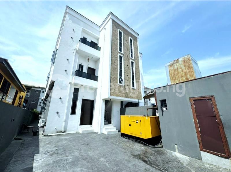 3 bedroom Flat / Apartment for rent Lekki Phase 1 Lekki Lagos