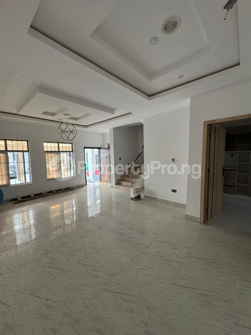 4 bedroom House for rent Chevron Lekki Lagos
