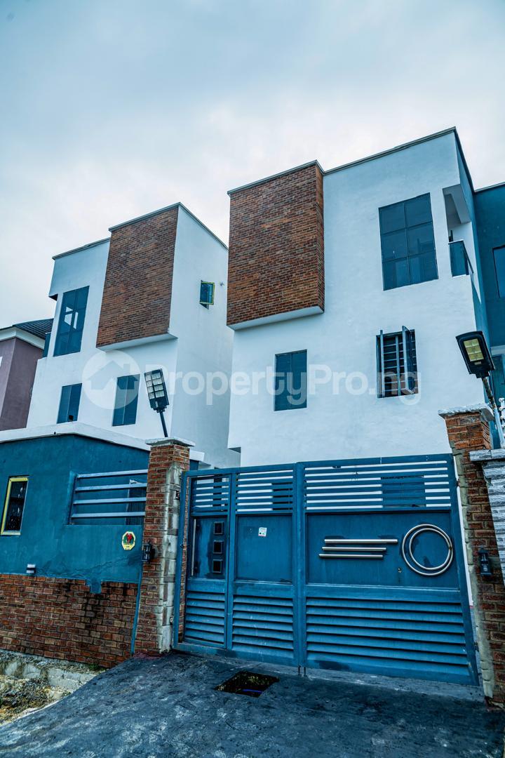 4 bedroom House for sale Thomas estate Ajah Lagos