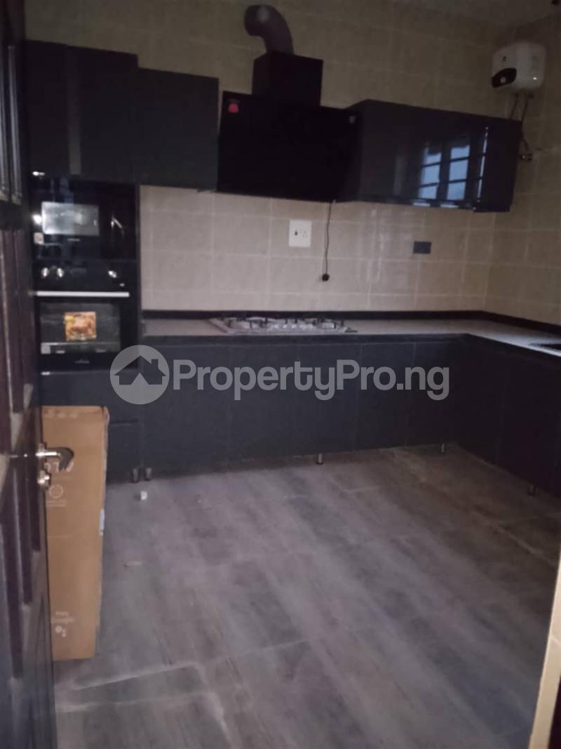 5 bedroom House for rent Along Jedo Estate Road Lugbe Abuja