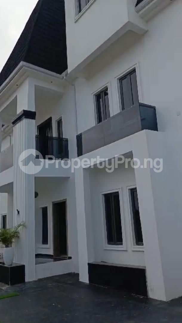 7 bedroom House for sale Gwarinpa Abuja