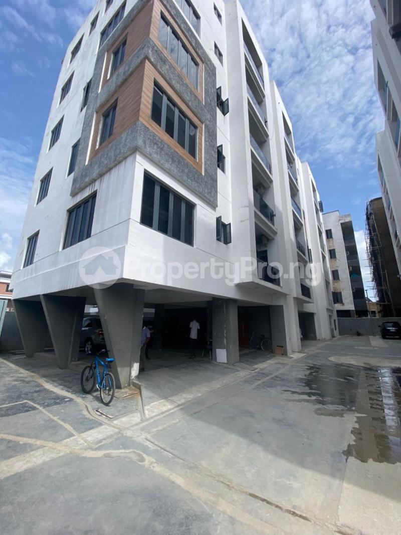 5 bedroom House for rent Lekki County Road Ikota Lekki Lagos