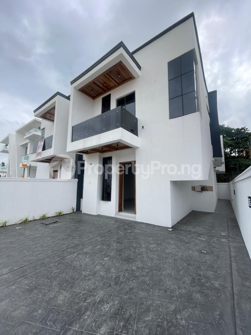 4 bedroom House for sale chevron Lekki Lagos