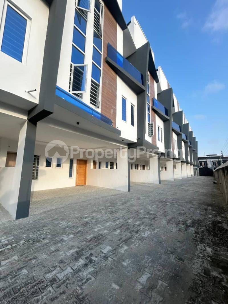 4 bedroom House for sale Salem Ikate Lekki Lagos