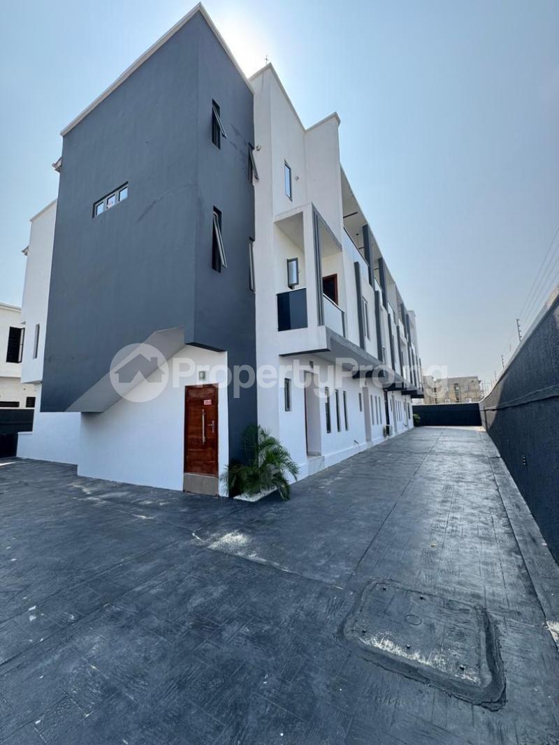 4 bedroom House for sale Ikota Lekki Lagos