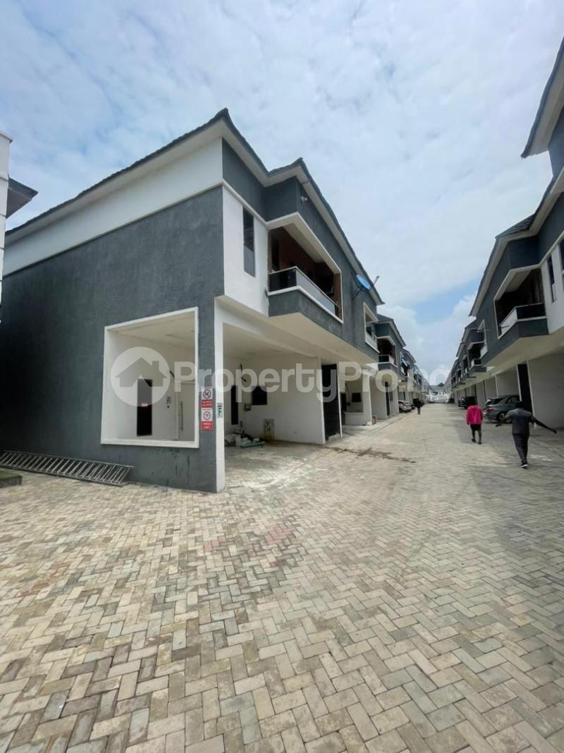 4 bedroom House for sale orchid Lekki Lagos