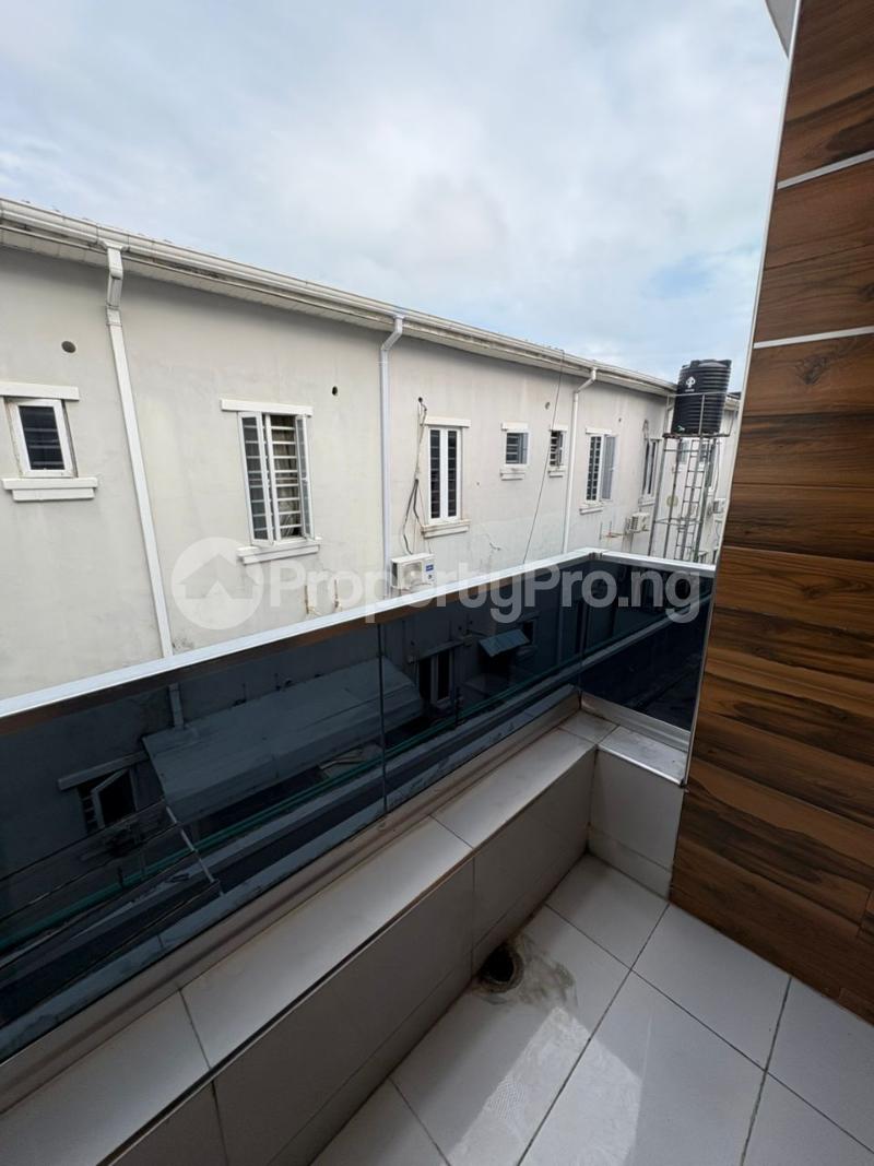 Flat / Apartment for rent Van Daniels orchid Lekki Lagos