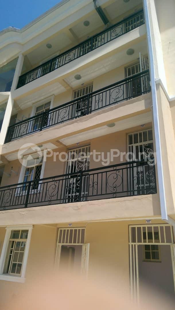 1 bedroom Flat / Apartment for rent Opposite Shoprite Jakande Lekki Lagos
