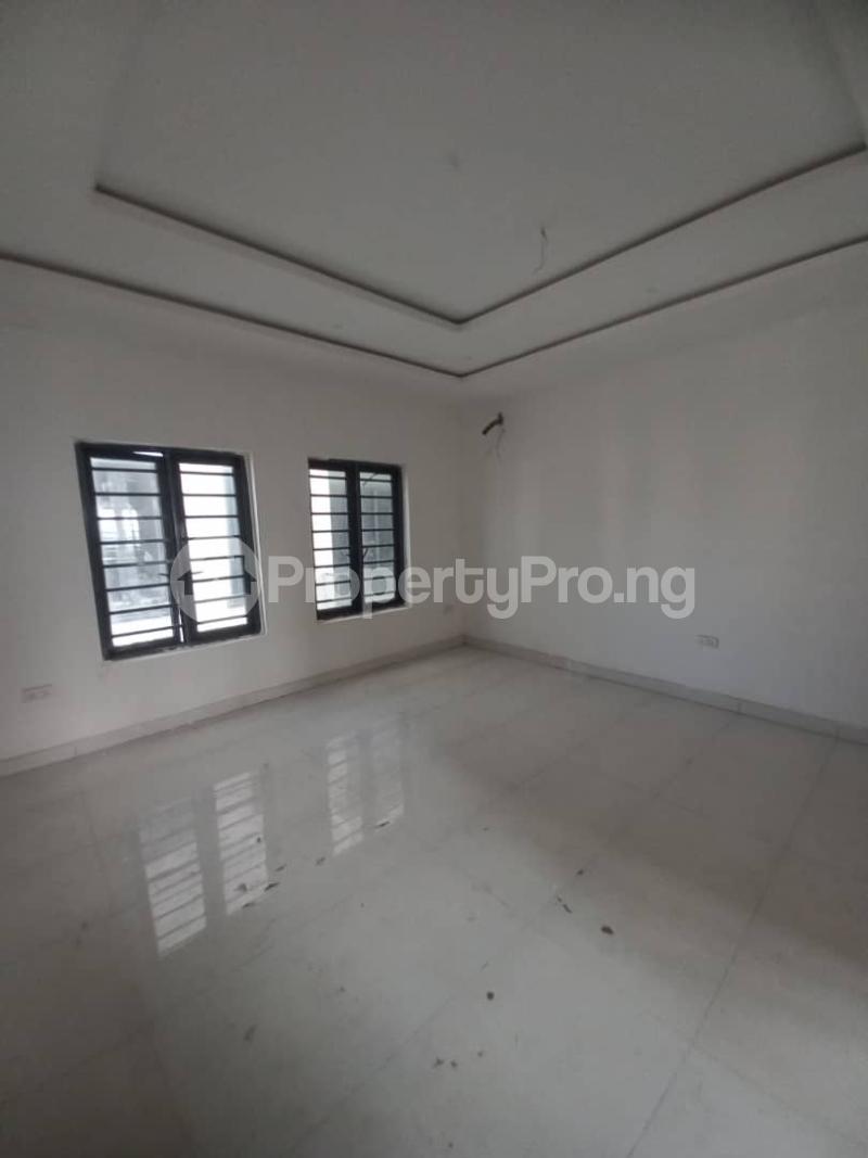 3 bedroom Flat / Apartment for rent Ologolo Lekki Lagos