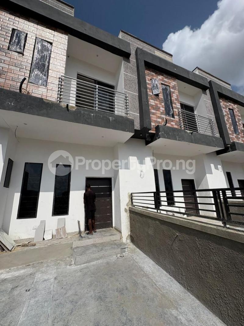 2 bedroom House for sale Abraham Adesanya Axis Ajah Eti Osa Abraham adesanya estate Ajah Lagos