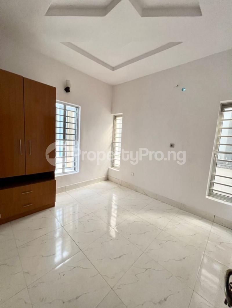 Flat / Apartment for rent Ikota G.r.a Lekki Lagos