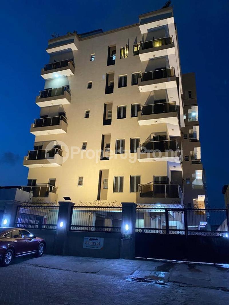 3 bedroom Flat / Apartment for rent ONIRU Victoria Island Lagos