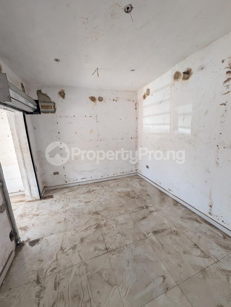 1 bedroom Commercial Property for rent Akala Express Ibadan Oyo
