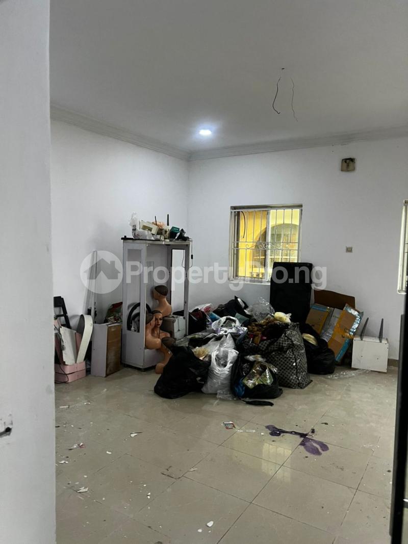 Commercial Property for rent Lekki Phase 1 Lekki Lagos