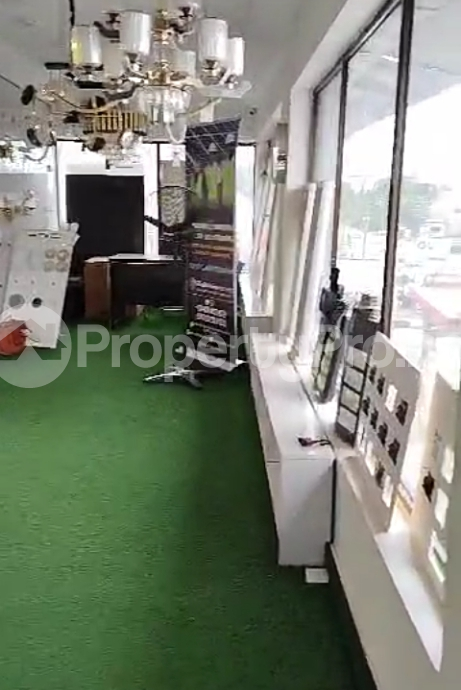 Commercial Property for rent Gwarinpa Gwarinpa Abuja