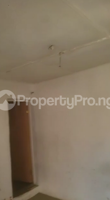 Commercial Property for rent Ogba Bus-stop Ogba Lagos