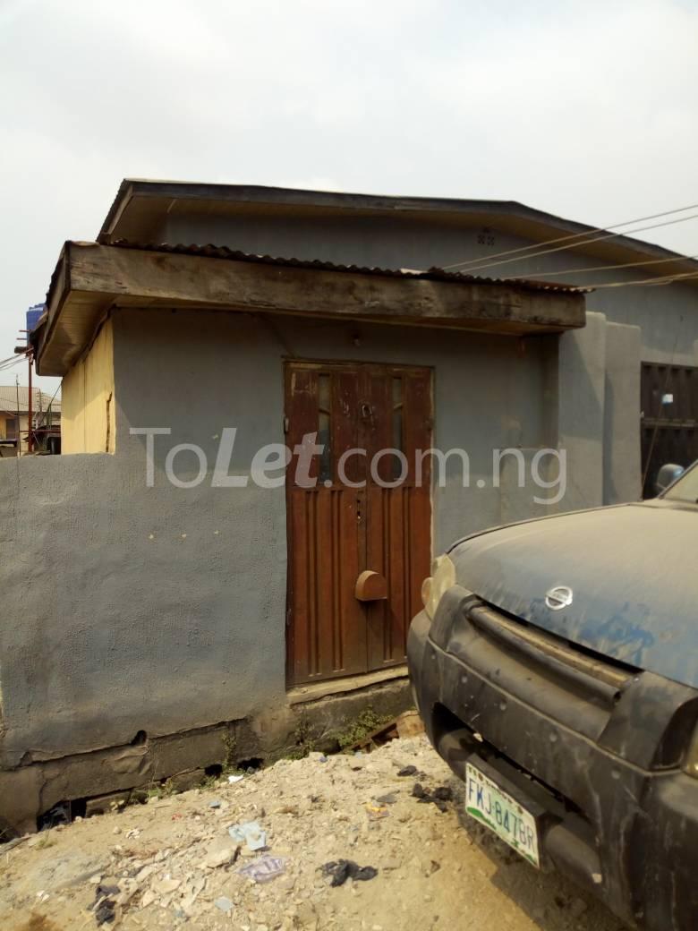 Commercial Property for rent   Fola Agoro Yaba Lagos