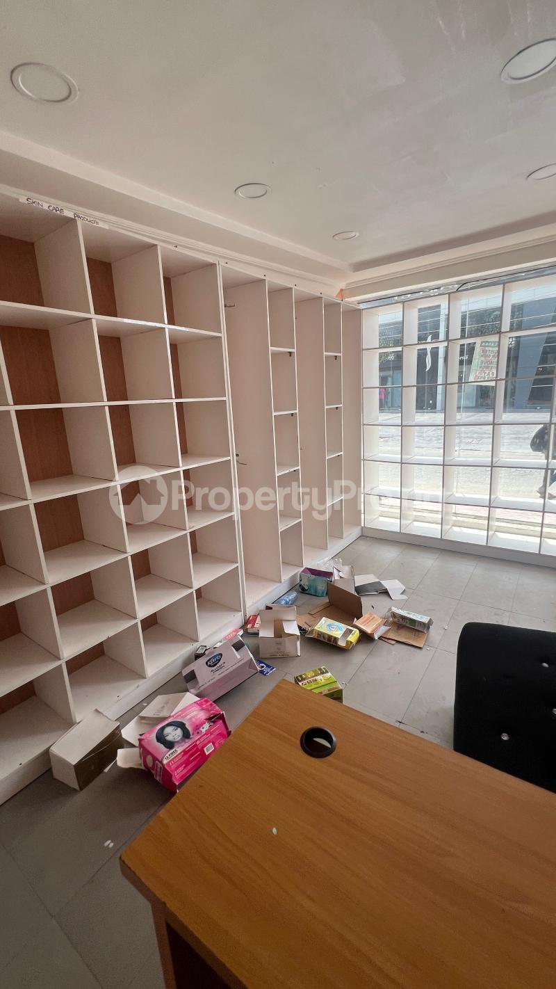 Commercial Property for rent Off Admiralty Way Lekki Phase 1 Lekki Phase 1 Lekki Lagos